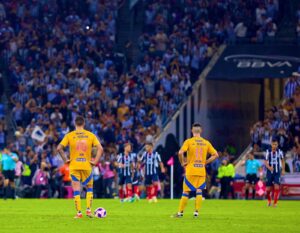 NOCHE TRISTE EN EL CLÁSICO 139