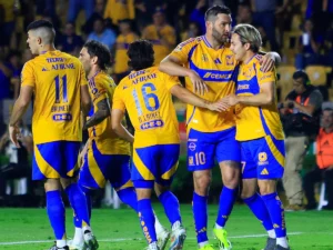 PREPARA TIGRES FIESTA DE ANIVERSARIO